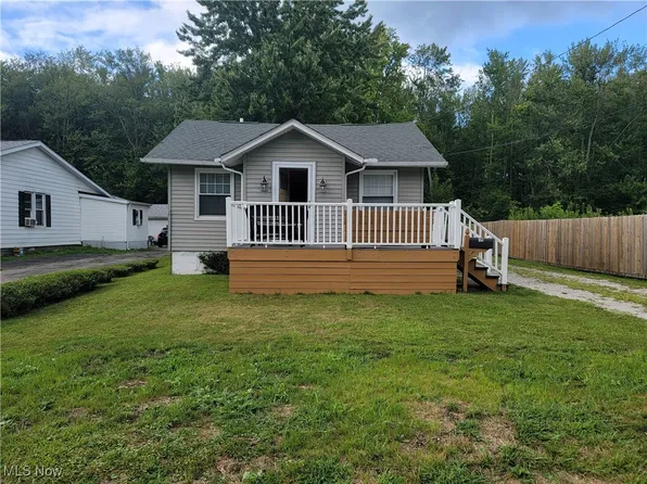 157 North Ave, Geneva, OH 44041