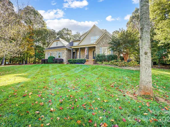 9924 Veramonte Ct, Mint Hill, NC 28227