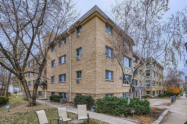 1st image of 2727 W 43rd St APT 102