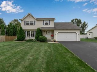 3498 Stevenson Ct, North Tonawanda, NY 14120