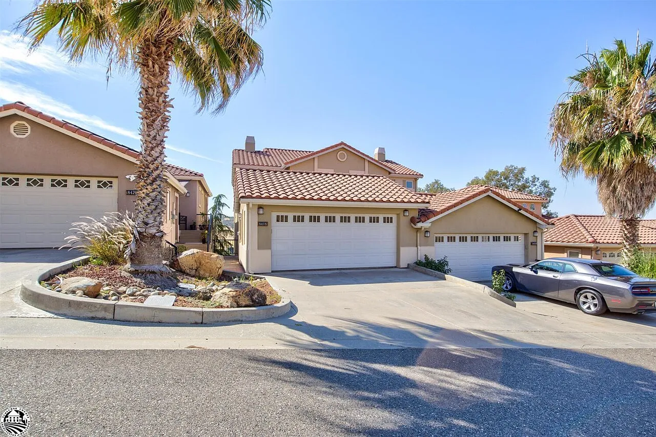 8418 Vista Verde Cir photo 1