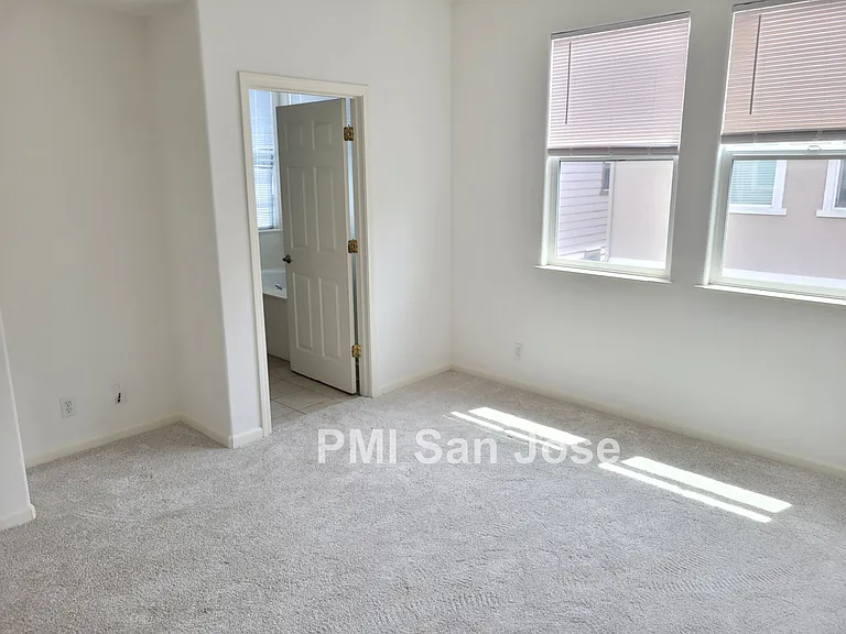 1652 Salamoni Ct — Photo 8