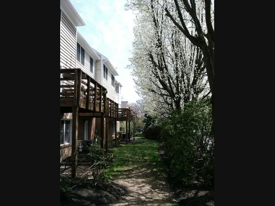 Deck/exterior