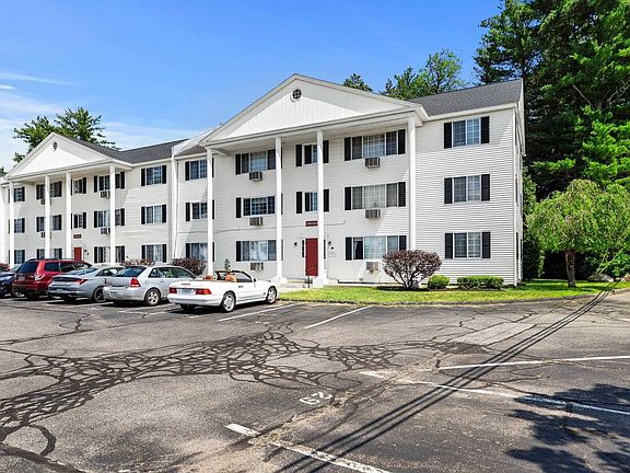 5th image of 105 Portsmouth Avenue #31