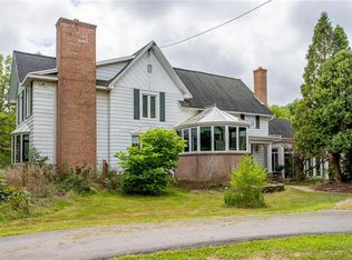 3244 Coomer Rd, Newfane, NY 14108