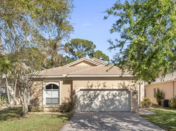 5627 Sunberry Circle, Fort Pierce, FL 34951
