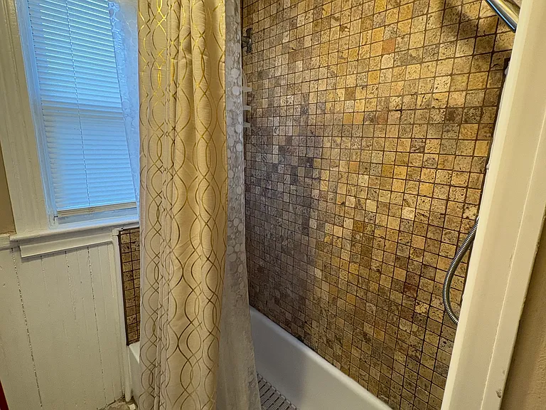 335 Mill St #2 — Photo 2