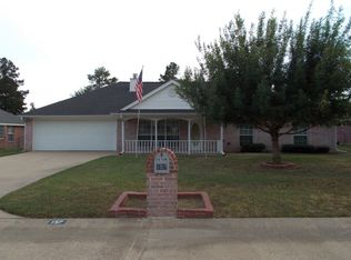 157 Sandalwood St, Lufkin, TX 75904