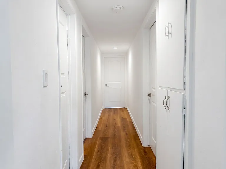 9132 Crenshaw Blvd #9132.5 — Photo 6