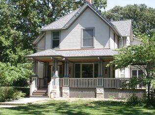 711 Keystone Ave, River Forest, IL 60305