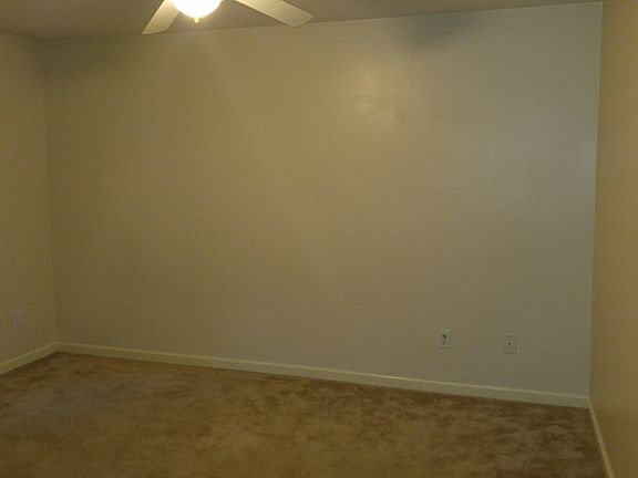 3rd image of 100 W 17th St APT 51