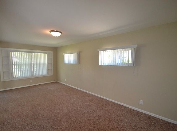 4th image of 135 Princeton St #135