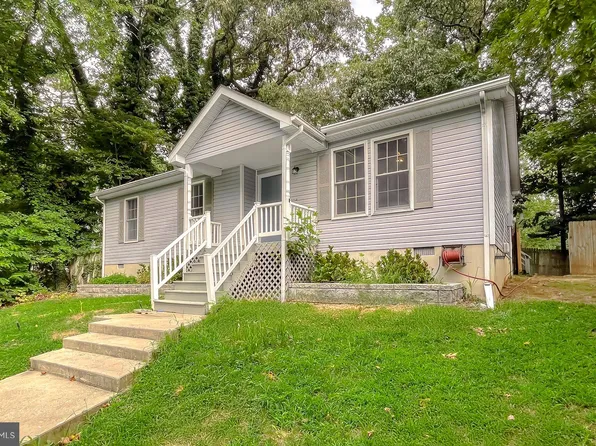 1104 Redeye Rd, Lusby, MD 20657