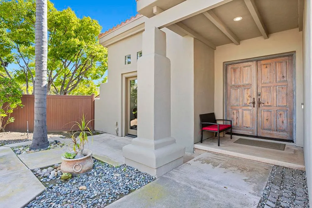 4 bed, 2831 sqft, $11,000 — Photo 3