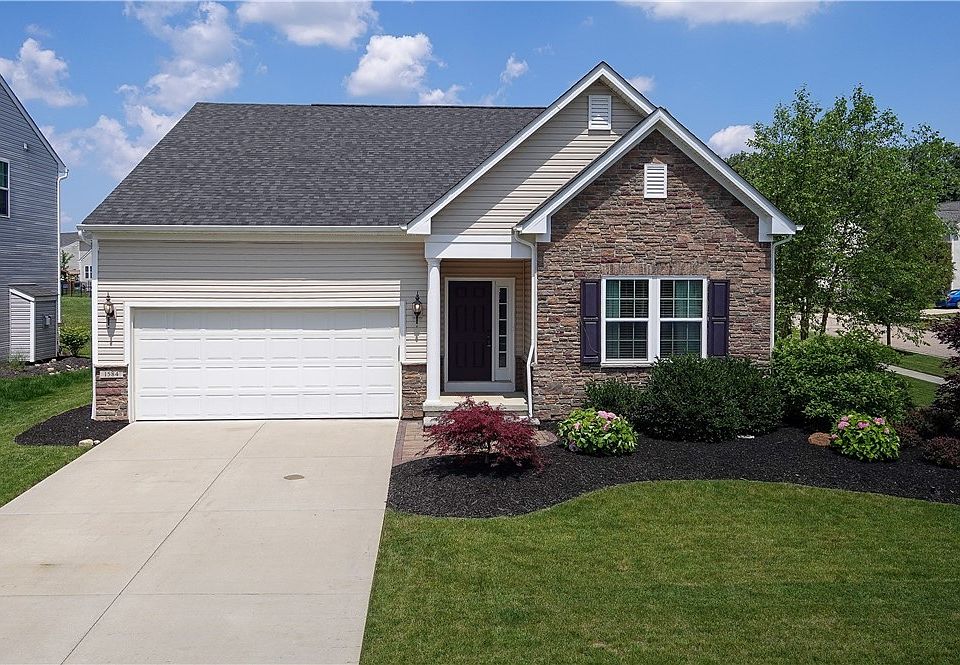 1st image of 1584 Crescent Dr