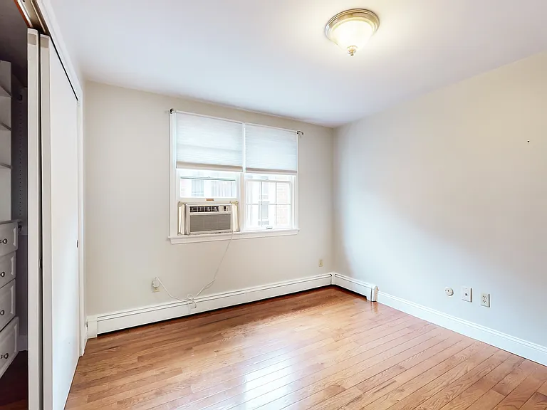 243 Lexington St #2 — Photo 17