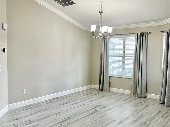 5th image of 919 Camino Del Rey Dr