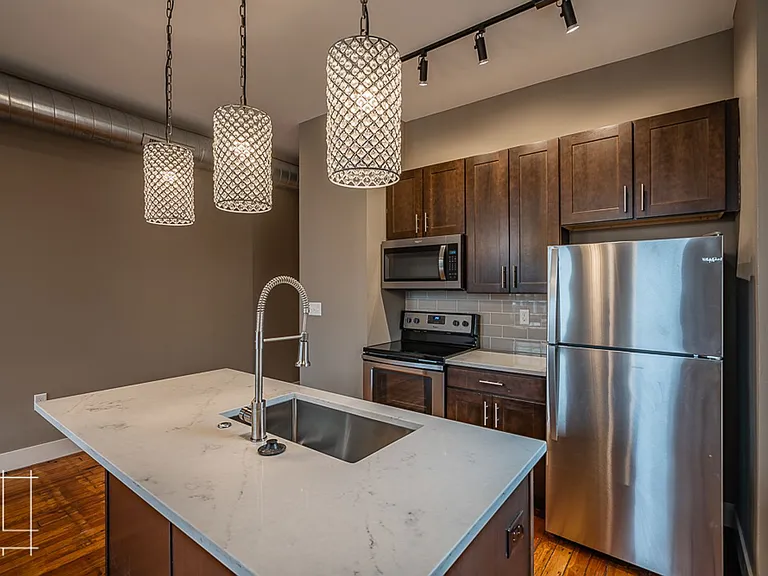 245 King Ave — Photo 5