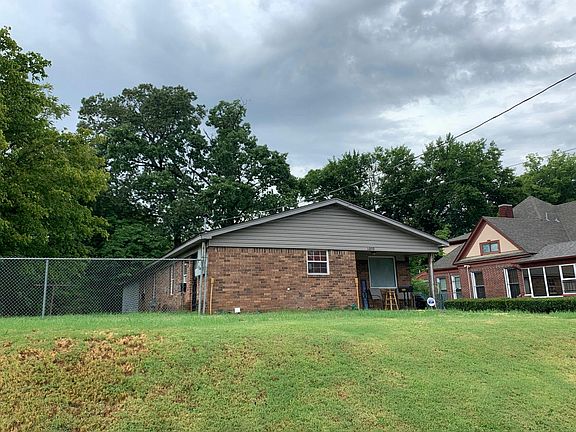 3rd image of 1059 Rozelle St