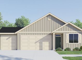 1026 Clemson St, Woodburn, OR 97071