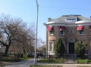 7152 W 52nd St, Chicago, IL 60638