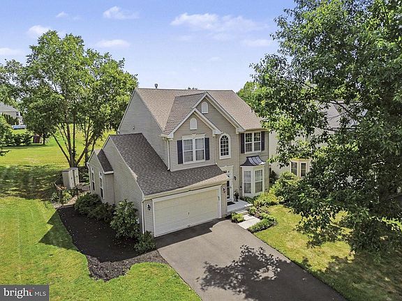 4th image of 4434 Summer Meadow Dr