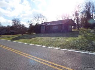 2046 Oakridge Dr, Salix, PA
