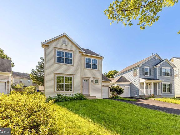 2nd image of 12104 Songbird Ln