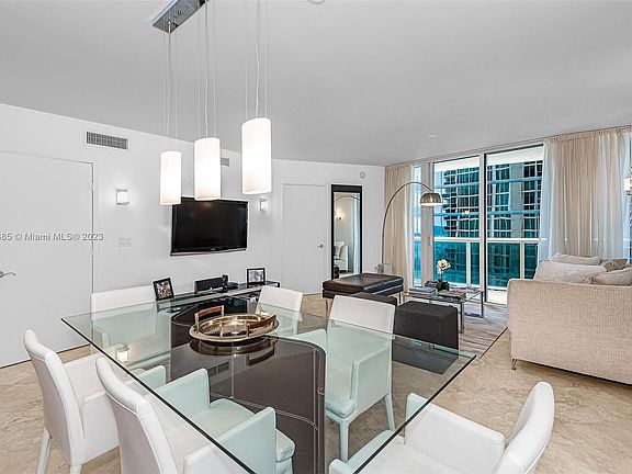 4th image of 17201 Collins Ave APT 1603
