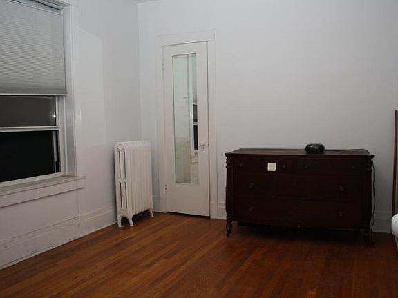 5th image of 1311 W Arthur Ave #2