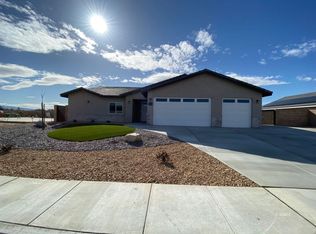 1213 San Michele Pl, Ridgecrest, CA 93555