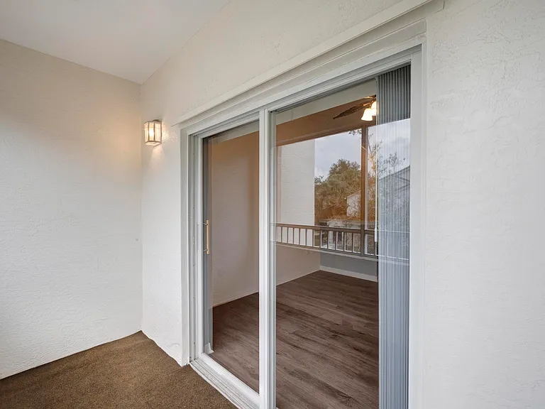 343 SE Rogers Ct — Photo 18