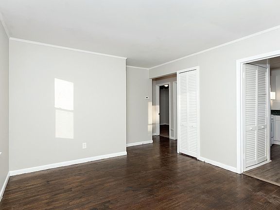 3rd image of 2318 Fisher St