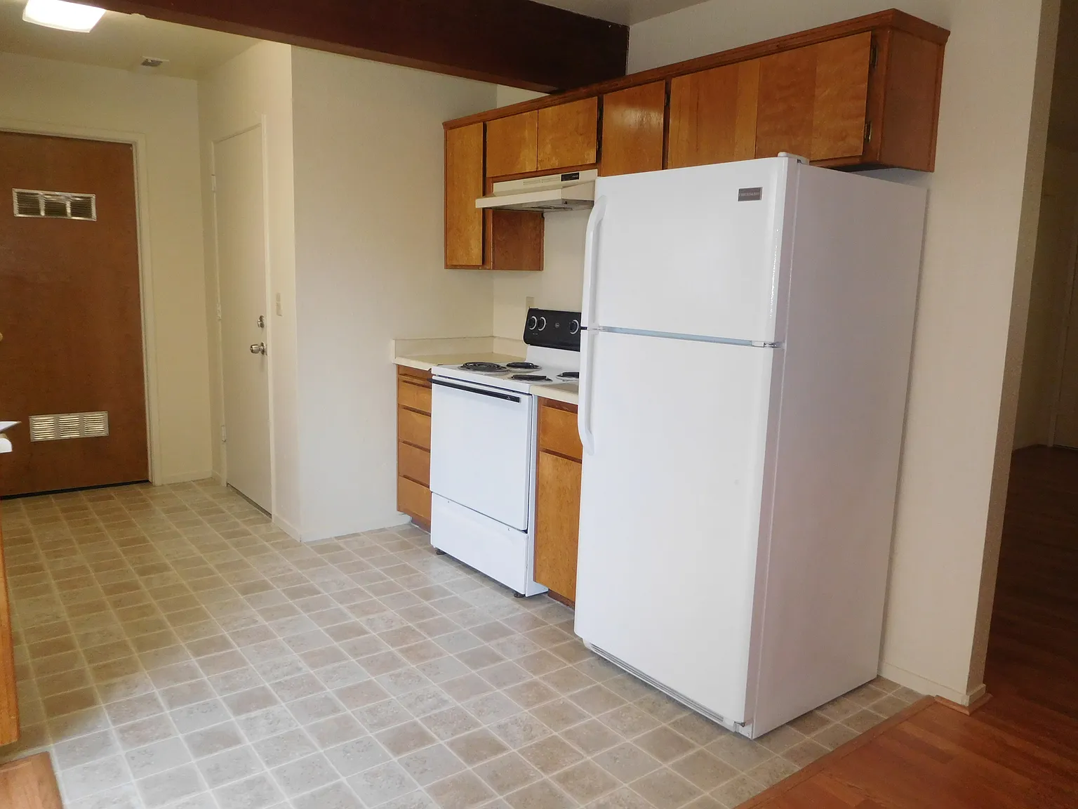 3 bed, $1,695 — Photo 4