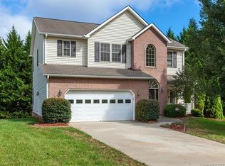 79 Driftstone Cir, Arden, NC 28704