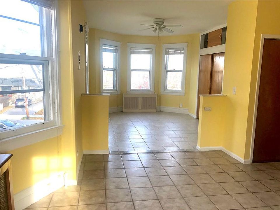 1st image of 143 Woodland Ave Floor 2