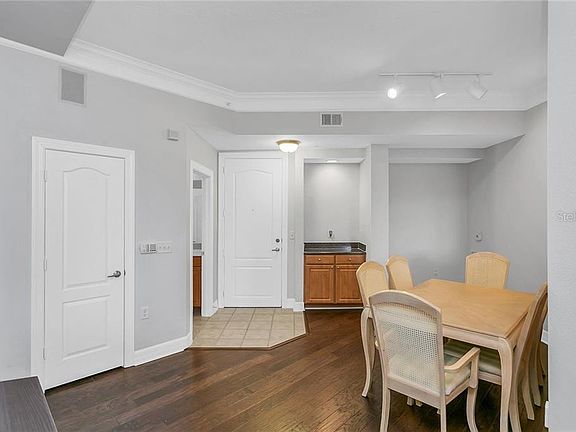 3rd image of 501 Mirasol Cir APT 315