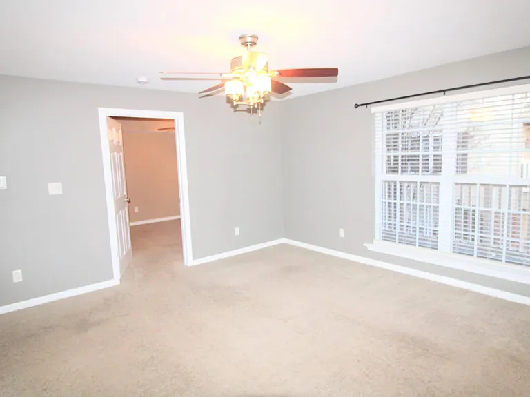1124 Welsh Dr — Photo 11