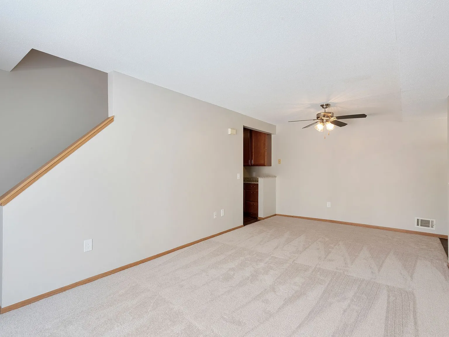 Fernbrook Townhomes — Photo 2