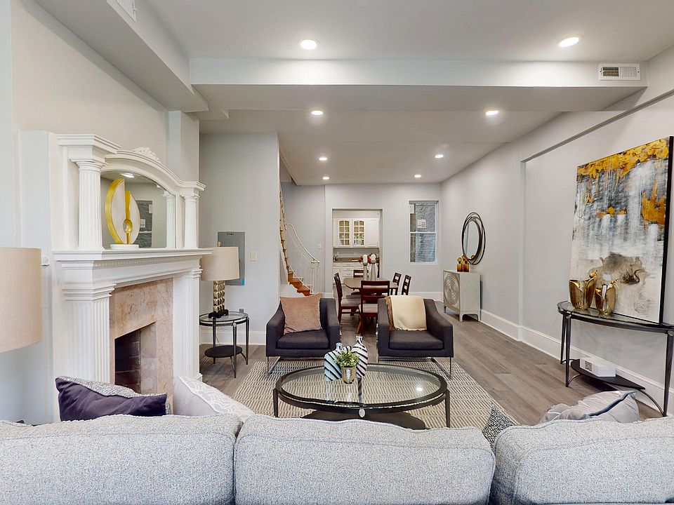 Living Room/Dining room view
