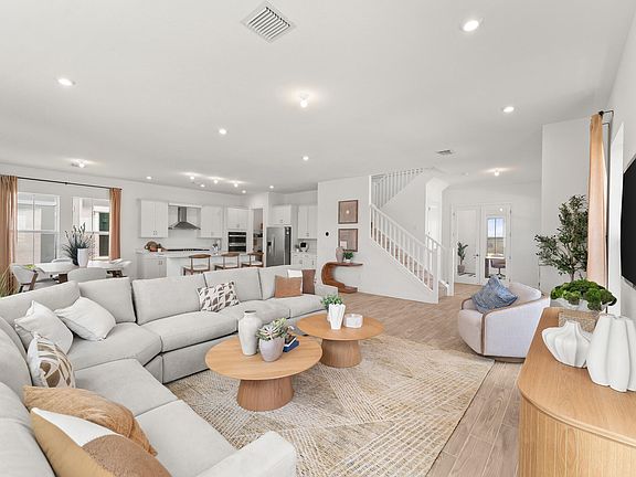 5th image of 10640 SW Pioneer Parkway