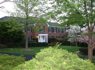 11000 Beach Mill Rd, Great Falls, VA 22066