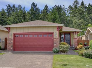 8205 Bainbridge Loop NE, Lacey, WA 98516