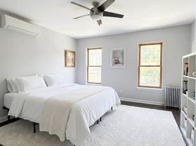 213 Eckford St, Brooklyn, NY
