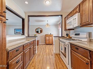 2236 Magnolia St, Simi Valley, CA 93065