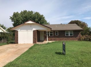1633 NE 6th Ter, Moore, OK 73160