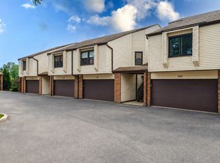 363 Juniper Tree Ct, Hoffman Estates, IL 60169