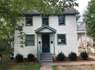 536 7th St APT A, Traverse City, MI 49684