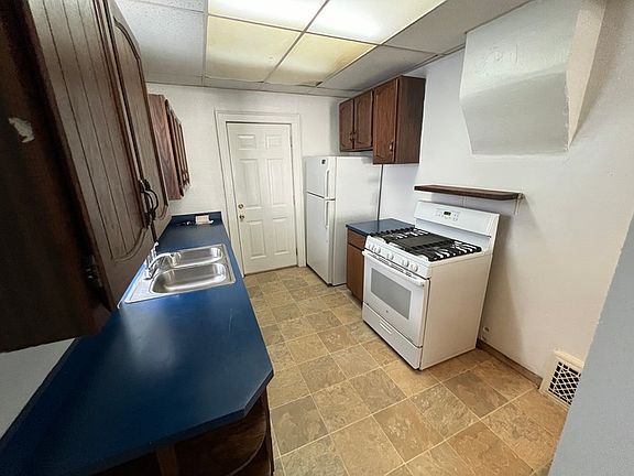 3rd image of 521 S Westnedge Ave APT 1