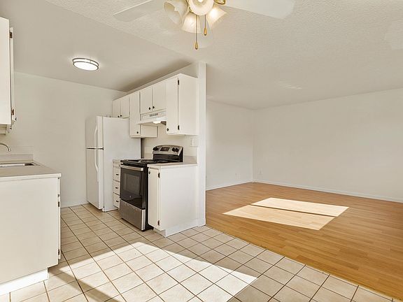 3rd image of 5804 Highway Pl APT 10